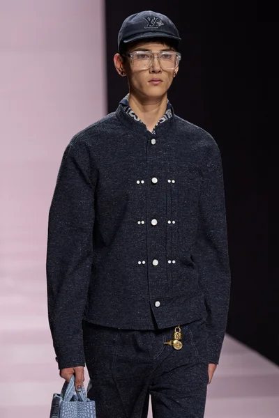 Look 20